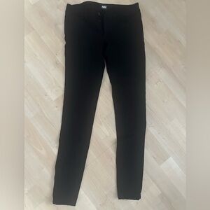 Woman’s Black Paige  stretch Jeans Size 26